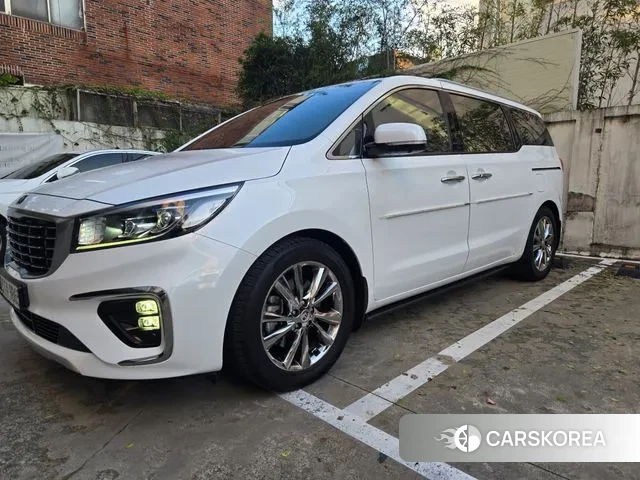 Kia The New Carnival 2019 Белый из Кореи, фото 6