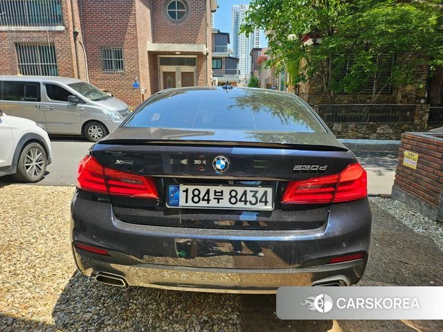 BMW 5 Series (G30) id 4331762 из Кореи 12