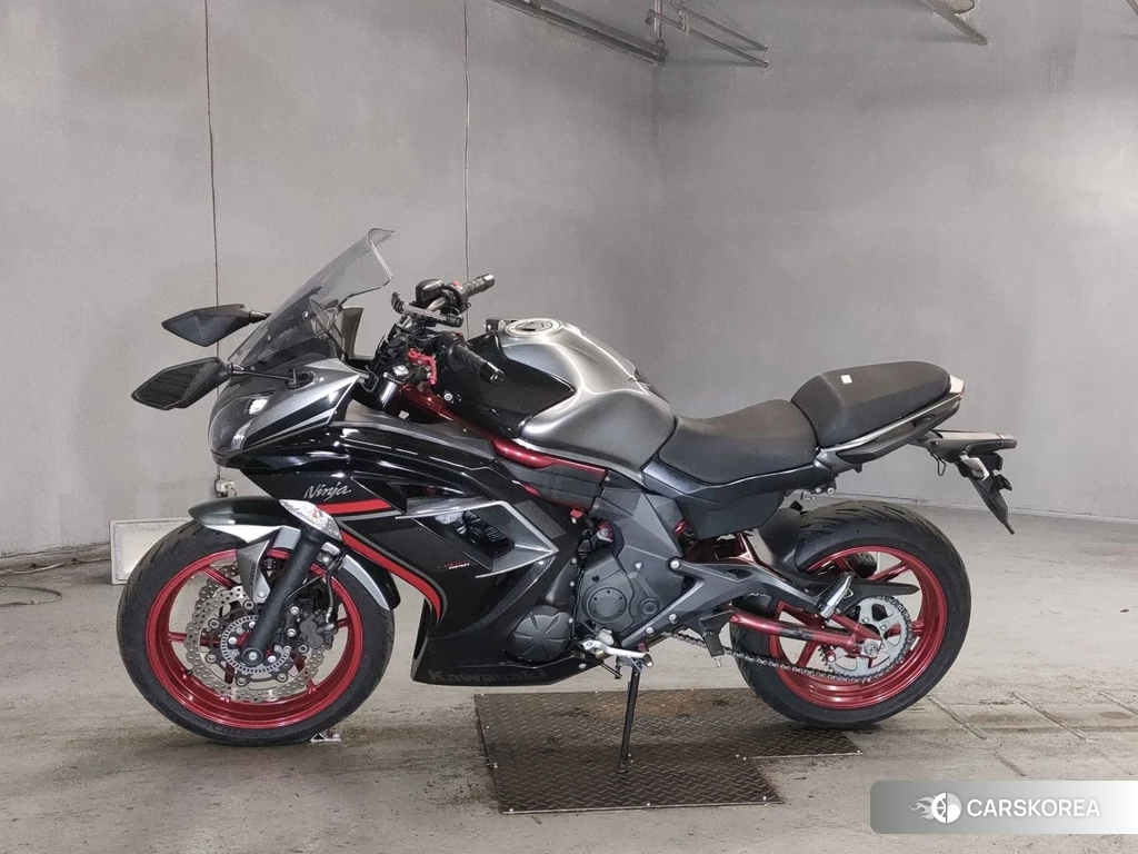 Проданный Kawasaki NINJA 400 2017 из Японии, фото 2