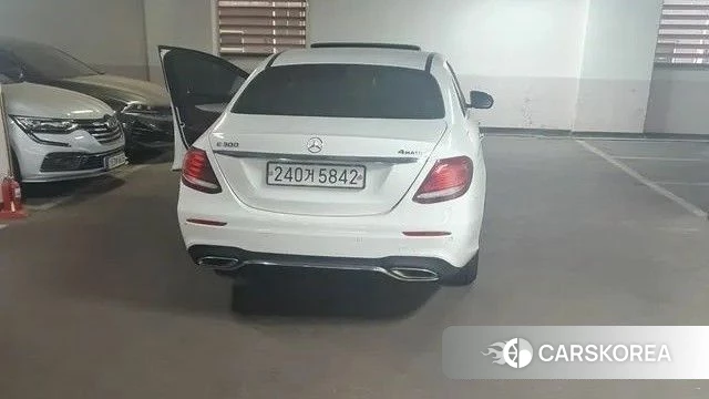 Mercedes-Benz E-Class W213 2020 Белый из Кореи, фото 2