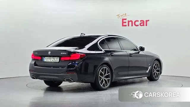 BMW 5 Series (G30) id 3416571 из Кореи 12