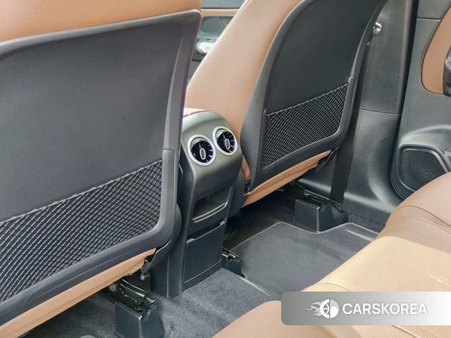 Mercedes-Benz GLB 2025 Черный из Китая, фото 2