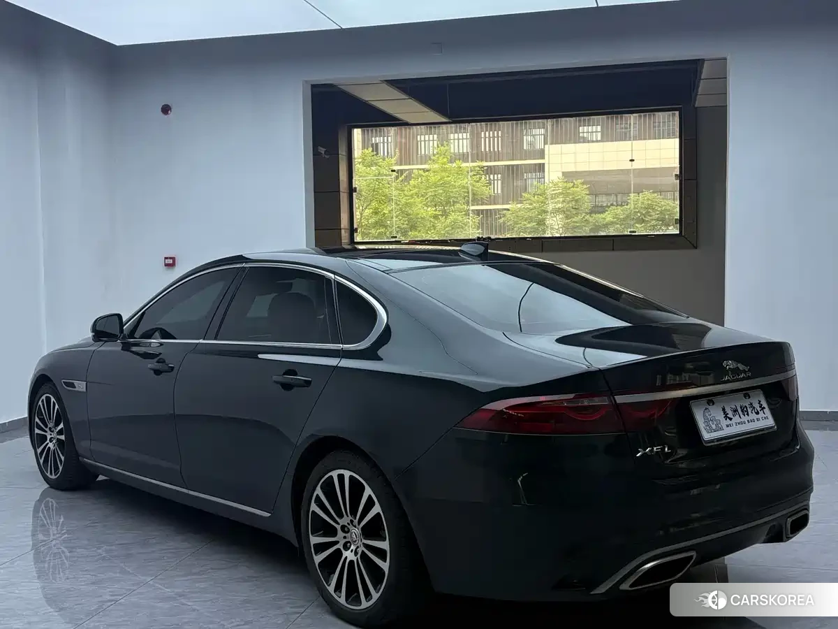 Jaguar XFL 2023 Зеленый из Китая, фото 2