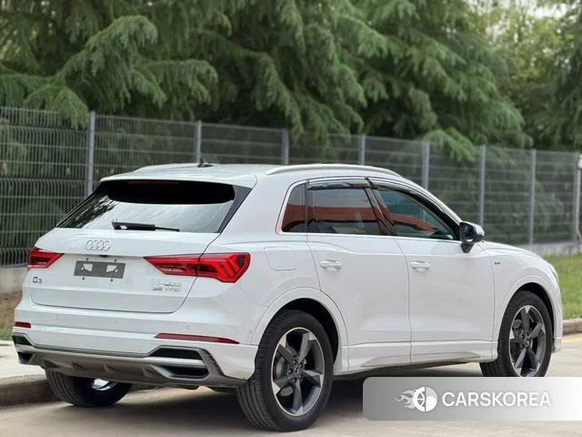 Audi Q3 2023 Белый из Китая, фото 2