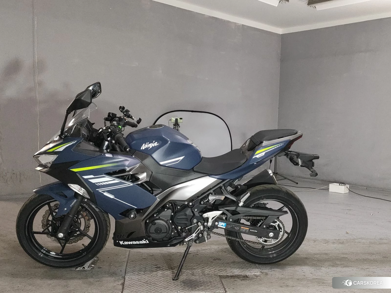 Проданный Kawasaki NINJA 400 2021 из Японии
