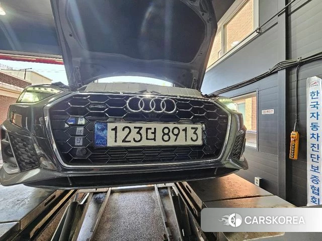 Audi A5 (F5) 2022 Серебристо-серый из Кореи, фото 2