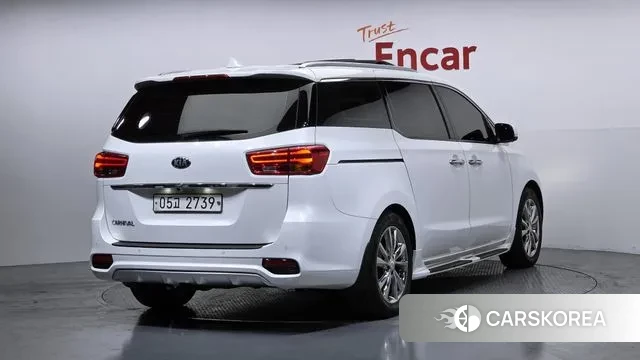 Kia The New Carnival id 3718687 из Кореи 12