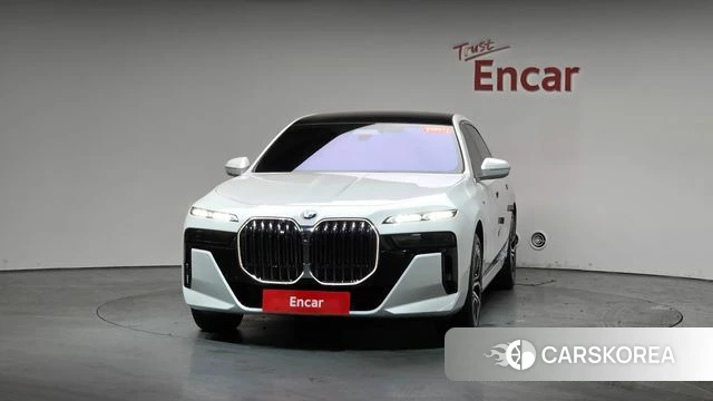 BMW 7 Series (G70) id 3864538 из Кореи 12