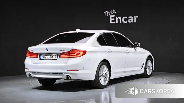 BMW 5 Series (G30) id 3742061 из Кореи 12