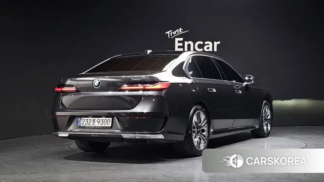 BMW 7 Series (G70) id 3566032 из Кореи 12