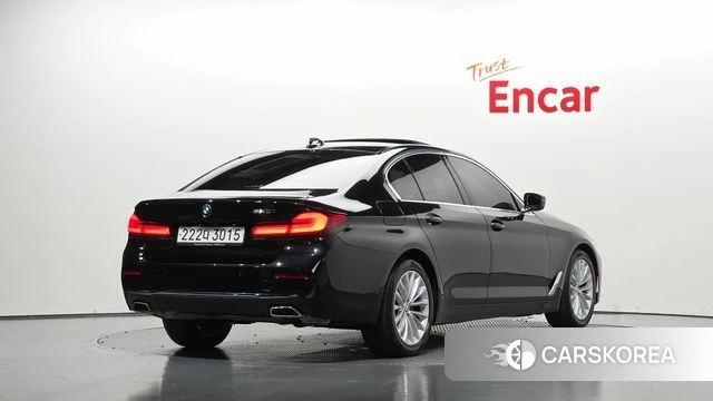 BMW 5 Series (G30) id 4928896 из Кореи 12
