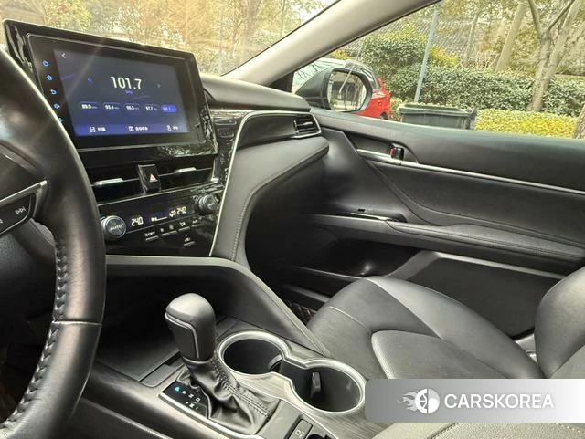 Toyota Camry 2023 Черный из Китая, фото 3