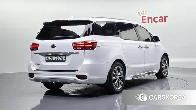 Kia The New Carnival id 4403458 из Кореи 12