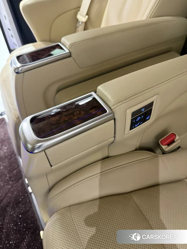 Toyota Elfa id 4307600 из Китая 8