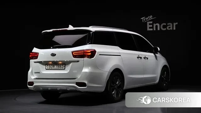 Kia The New Carnival id 3748433 из Кореи 12