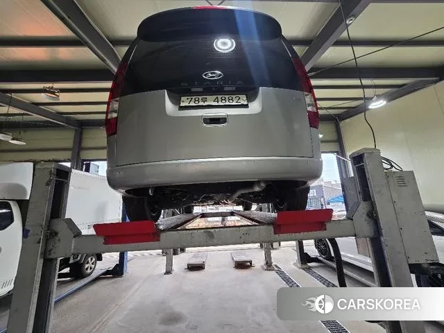 Hyundai Staria 2021 Серебристо-серый из Кореи, фото 2