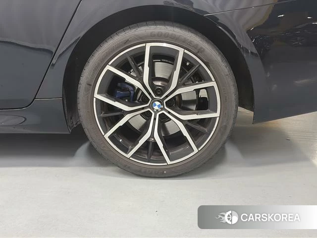 BMW 5 series (imported) id 4301574 из Китая 12