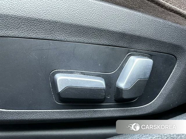 BMW 3 series id 4359237 из Китая 12