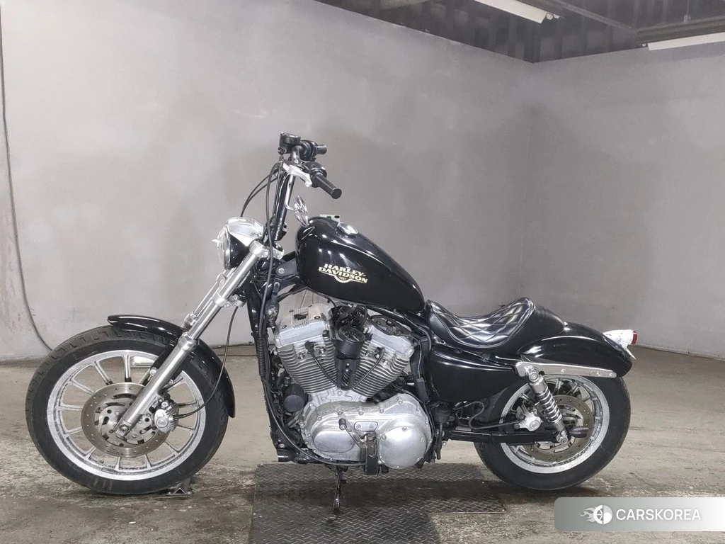 Проданный Harley-Davidson Sportster XL883L 2010 из Японии, фото 2