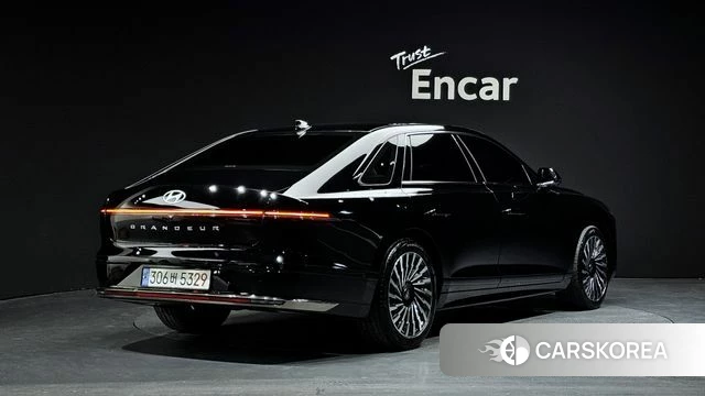 Hyundai Grandeur (GN7) id 4422119 из Кореи 12