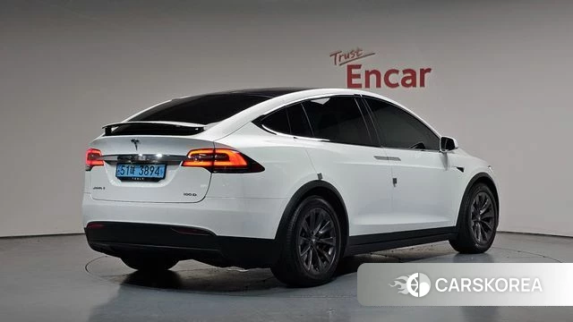Tesla Model X id 4496597 из Кореи 12