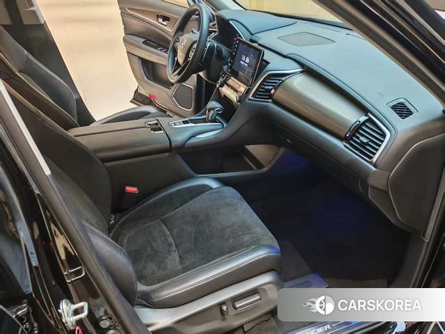 Honda Crown Road id 4221011 из Китая 12