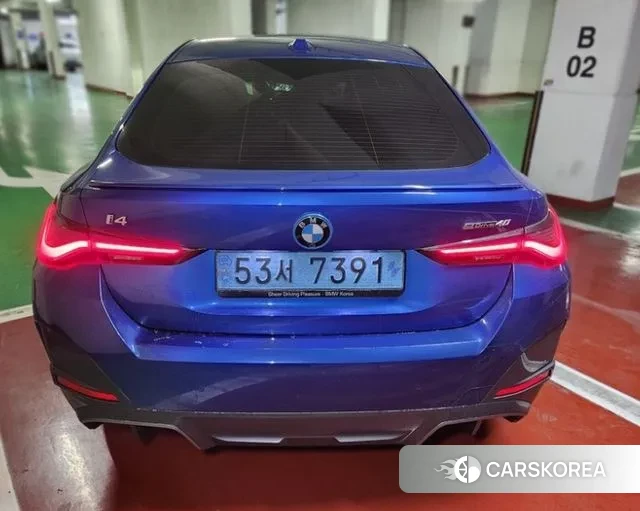 BMW i4 2023 Синий из Кореи, фото 2