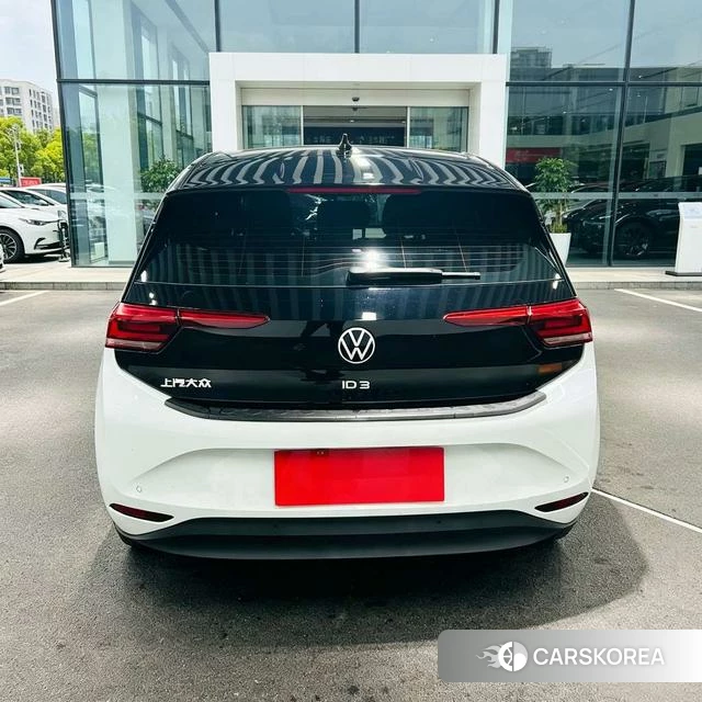 Volkswagen ID.3 2023 Белый из Китая, фото 2