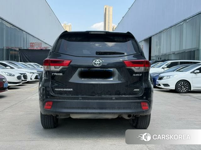 Toyota Highlander 2022 Черный из Китая, фото 2