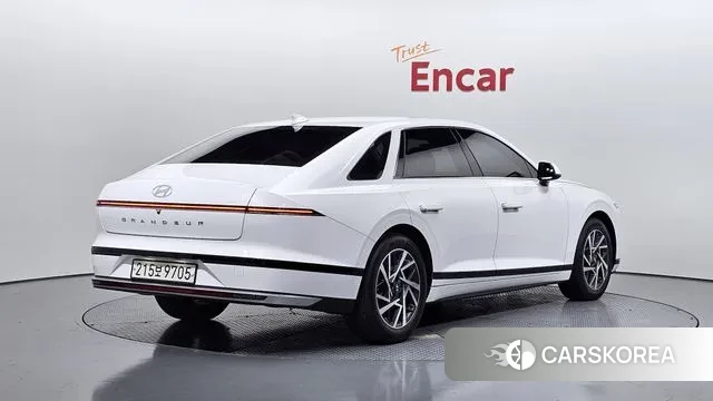 Hyundai Grandeur (GN7) id 3544920 из Кореи 12
