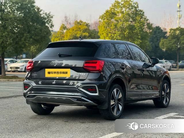 Audi Q2L 2022 Черный из Китая, фото 2