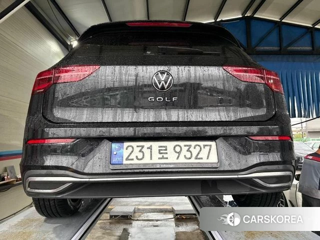 Volkswagen Golf 8th Generation 2022 Черный из Кореи, фото 2