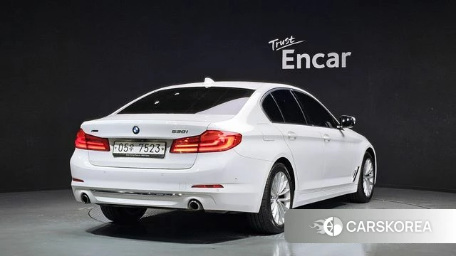 BMW 5 Series (G30) id 4245772 из Кореи 12