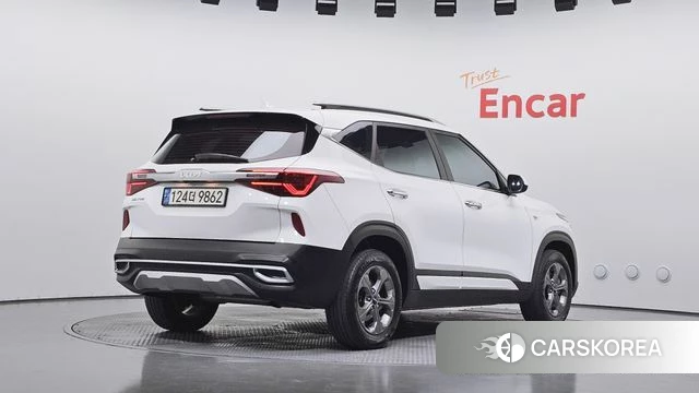 Kia Seltos id 4894264 из Кореи 12
