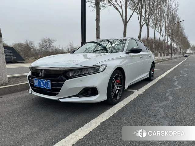 Honda Accord 2022 Белый из Китая, фото 3
