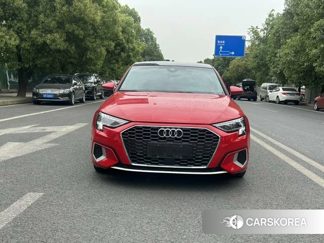 Audi A3 2022 Красный из Китая, фото 2