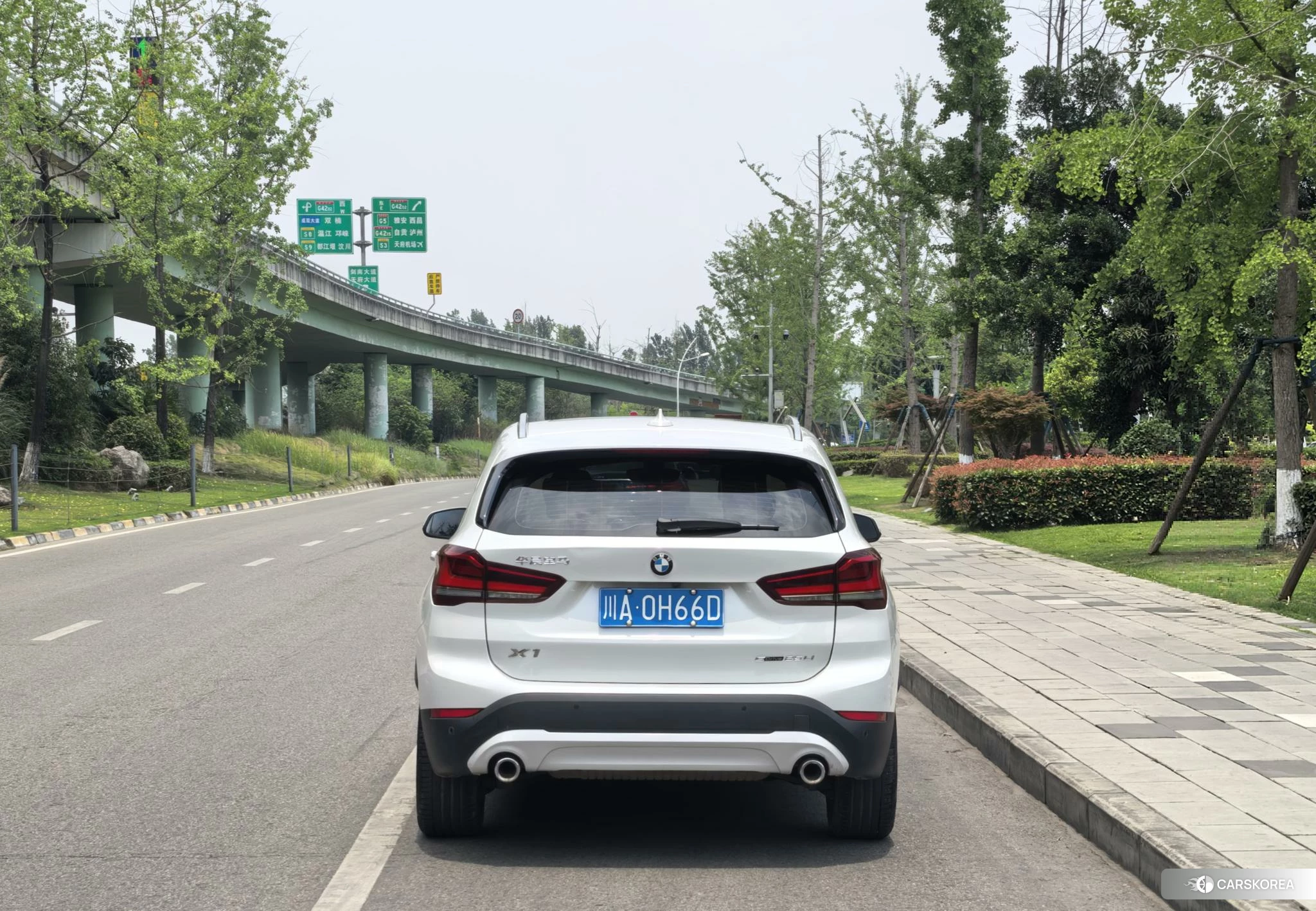 BMW X1 id 4512754 из Китая 10