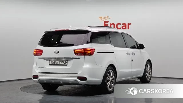 Kia The New Carnival id 3552202 из Кореи 12