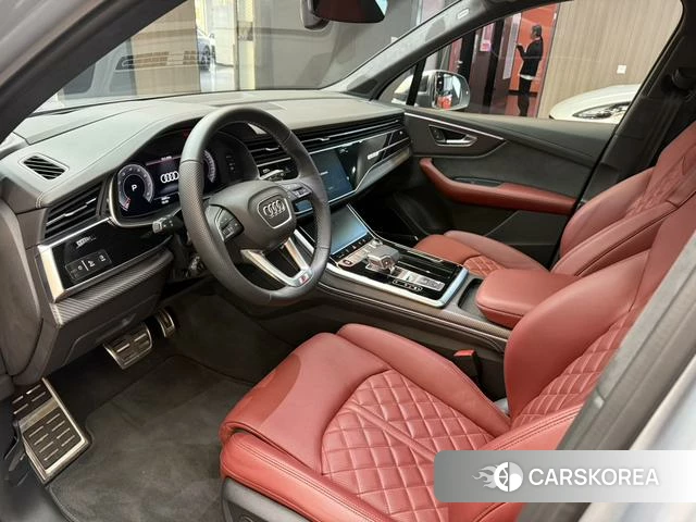 Audi SQ7 2024 Серебристо-серый из Китая, фото 2
