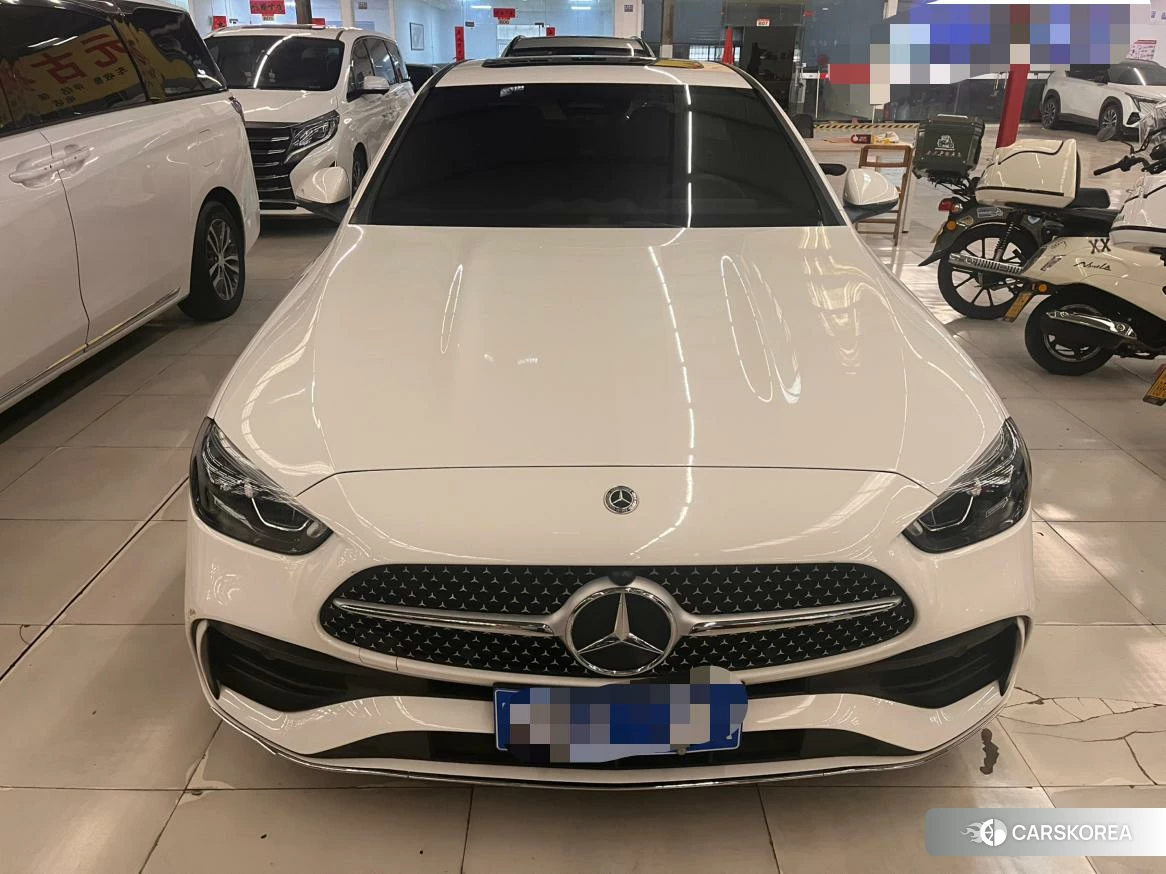 Mercedes-Benz Class C 2022 Белый из Китая, фото 2