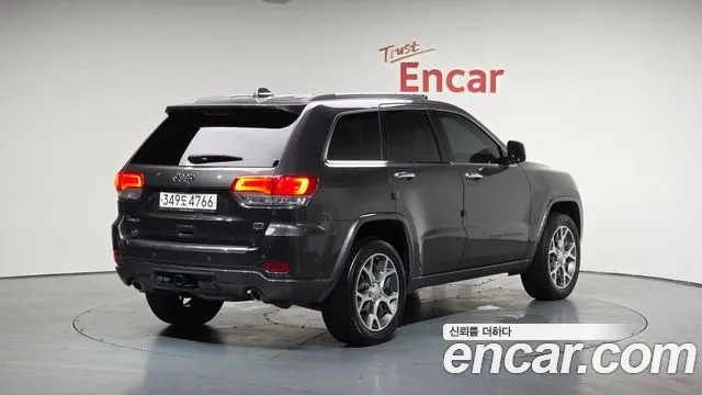 Jeep Grand Cherokee id 2956264 из Кореи 12