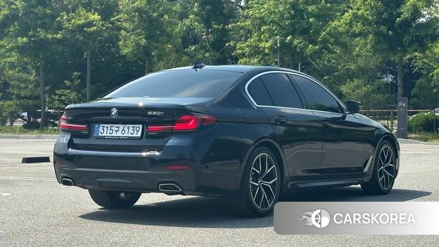 BMW 5 Series (G30) id 4443962 из Кореи 12