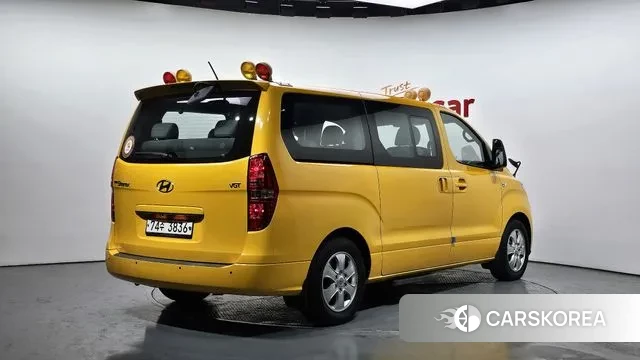 Hyundai The New Grand Starex id 3728391 из Кореи 12