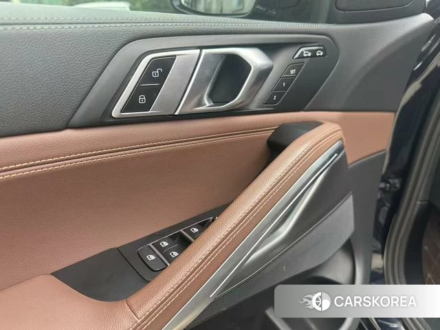 BMW X6 2022 Черный из Китая, фото 6