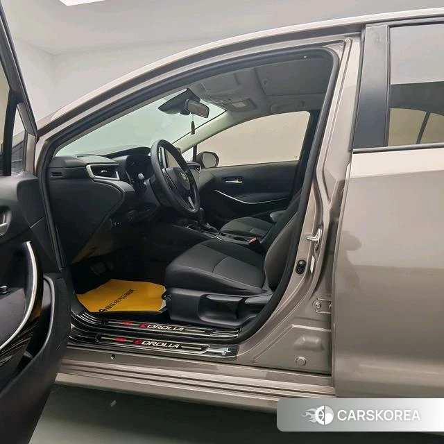 Toyota Corolla id 4235901 из Китая 12