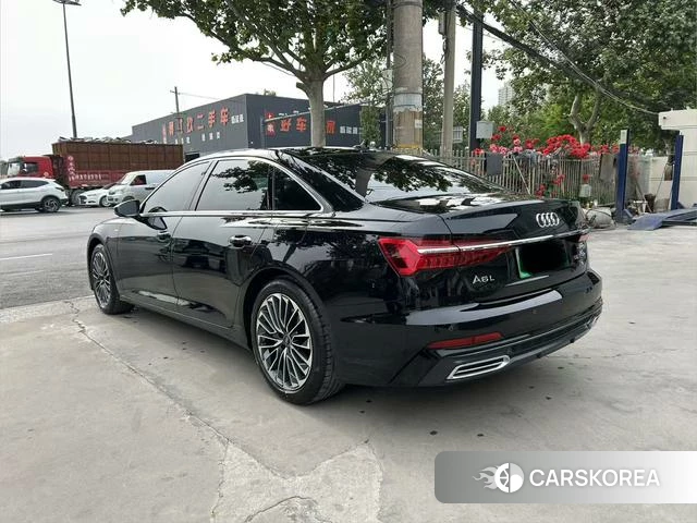 Audi A6L PHEV 2023 Черный из Китая, фото 2