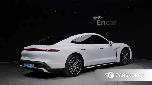 Porsche Taycan id 3535013 из Кореи 12