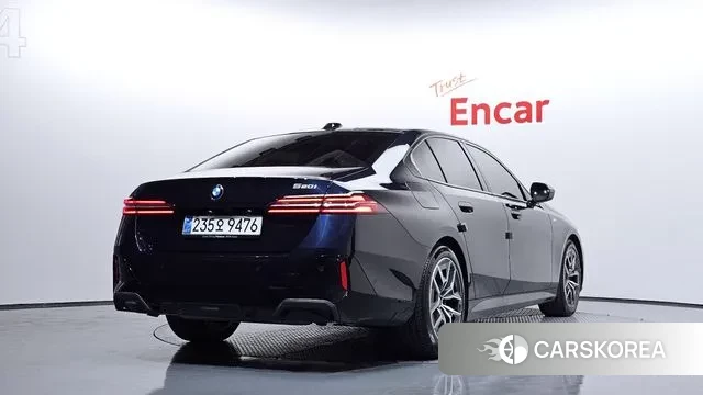 BMW 5 Series (G60) id 3353691 из Кореи 12