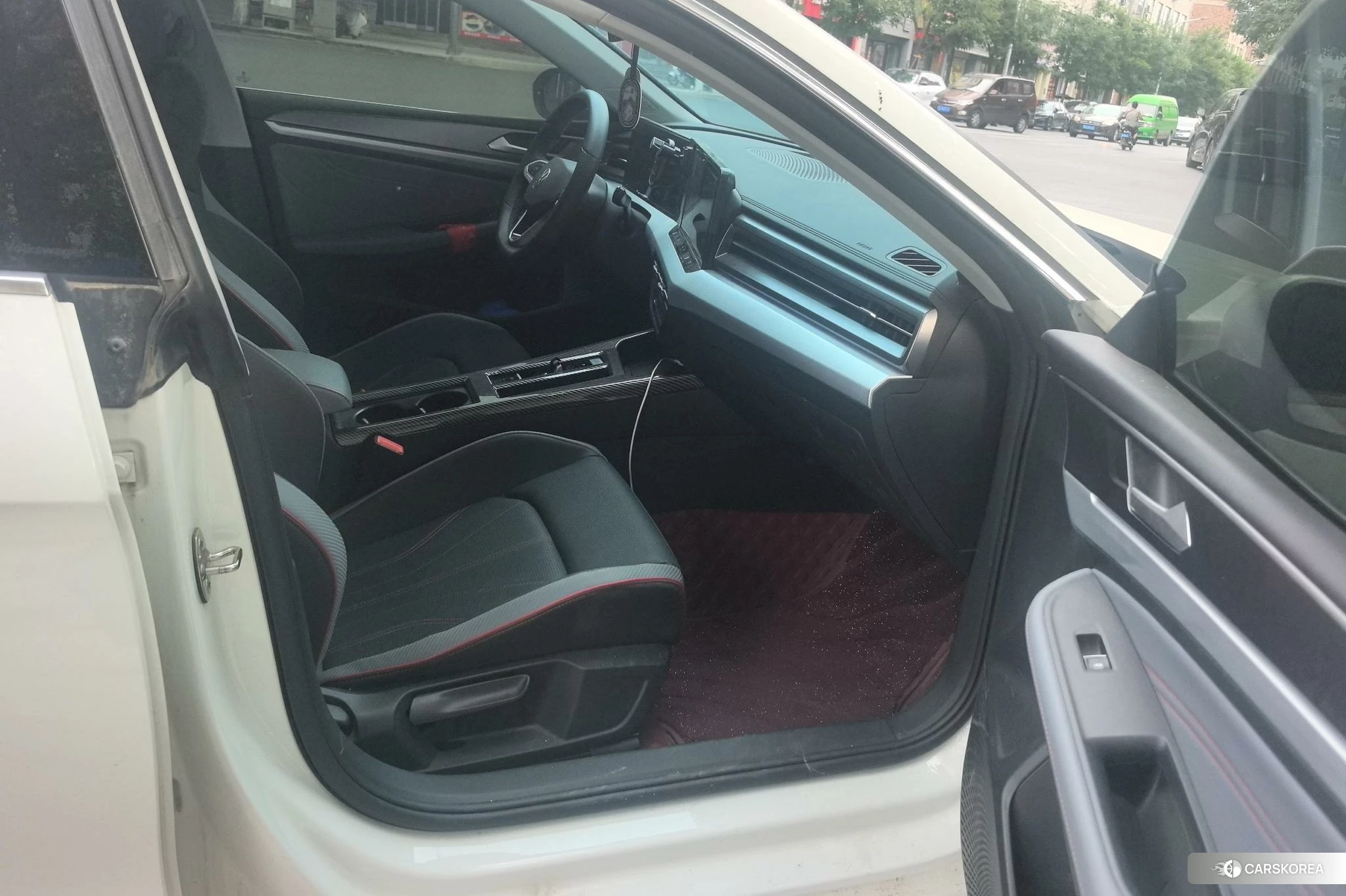 Volkswagen Lamando id 4510857 из Китая 9