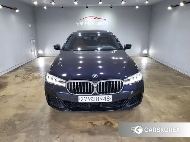 BMW 5 Series (G30) id 3410626 из Кореи 11